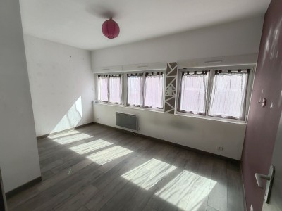 Immeuble de rapport 2 lots à Templemars centre – 219 000 €