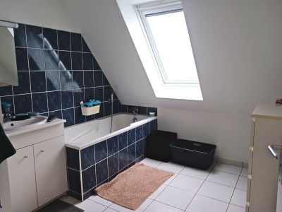 MAISON A LOUER - SECLIN - 87.9 m2 - 1050€ charges comprises par mois