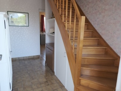 Situation exceptionnelle pour ce pavillon individuel, 4 chambres, bureau, garage et parking