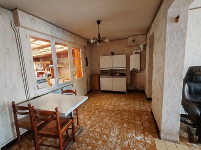 Maison type Btir  rnover, 3 chambres, beau jardin