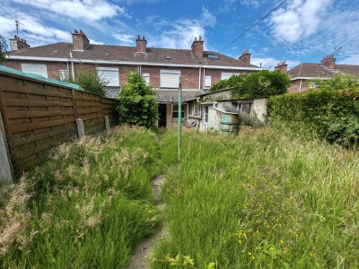 Maison type Btir  rnover, 3 chambres, beau jardin