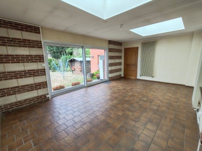 Maison BATIR semi mitoyenne, 4/5 chambres, jardin, garage, parking