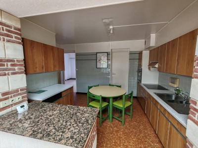 Maison BATIR semi mitoyenne, 4/5 chambres, jardin, garage, parking