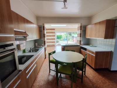 Maison BATIR semi mitoyenne, 4/5 chambres, jardin, garage, parking