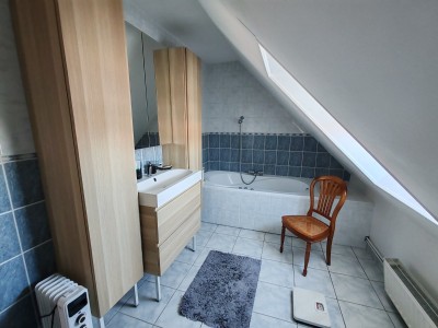 Superbe pavillon individuel de 150m� habitables, 4 chambres, 2 salles de bains, double garage.