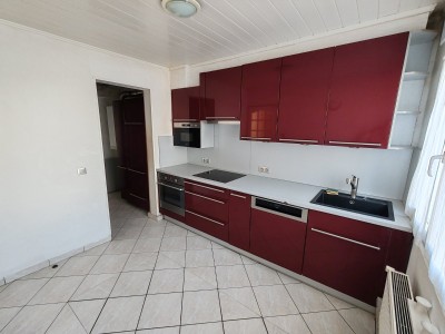 FACHES MAIRIE: maison b�tir de 1955, 4 chambres, jardin et garage, cave