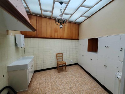 Maison de ville  rnover, 3 chambres, cave, grenier