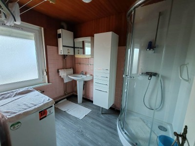 Maison de ville  rnover, 3 chambres, cave, grenier