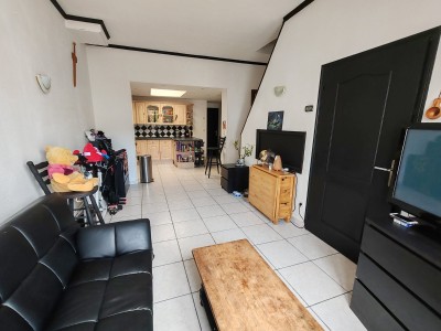 1930 rnove, 2 chambres, bureau, jardin et place de parking privative