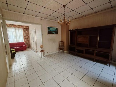 Grande maison  rnover avec 4 chambres, jardin, petit garage