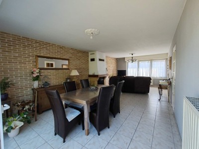 MAISON FAMILIALE 5 CHAMBRES, JARDIN, GARAGE, PARKING
