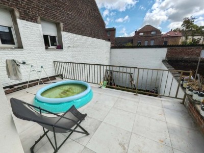 Maison familiale 4 chambres, jardin et parking en centre ville