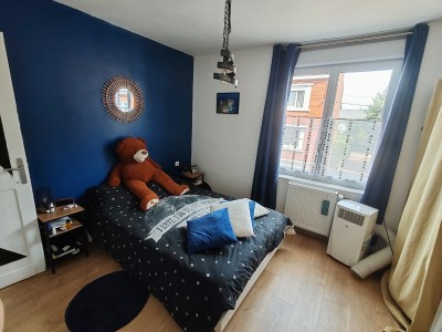 Jolie 1930 rénovée avec goût, 3 chambres, jardin, quartier calme et agréable
