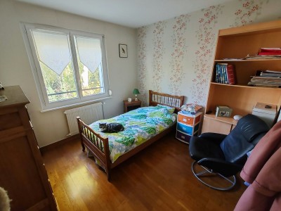 Centre ville, maison 3 chambres, jardin, garage, parking, buanderie