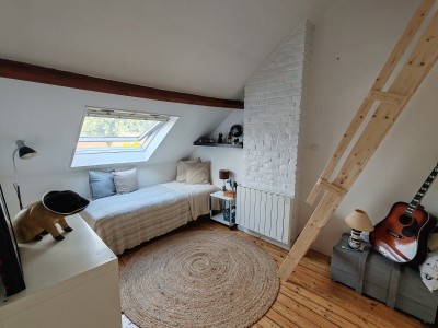Superbe 1930 au cachet prserv, 4 chambres, grand jardin et garage dans un quartier recherch entre VAUBAN et LOOS
