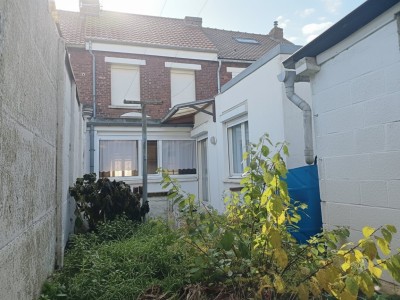 Maison de ville à vendre Templemars – 95m² avec cachet et extérieur au calme