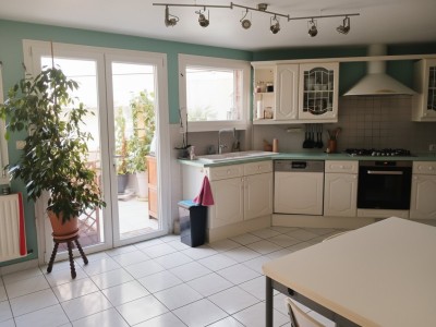 Maison flamande 3 ch + bureau avec jardin  Wattignies centre