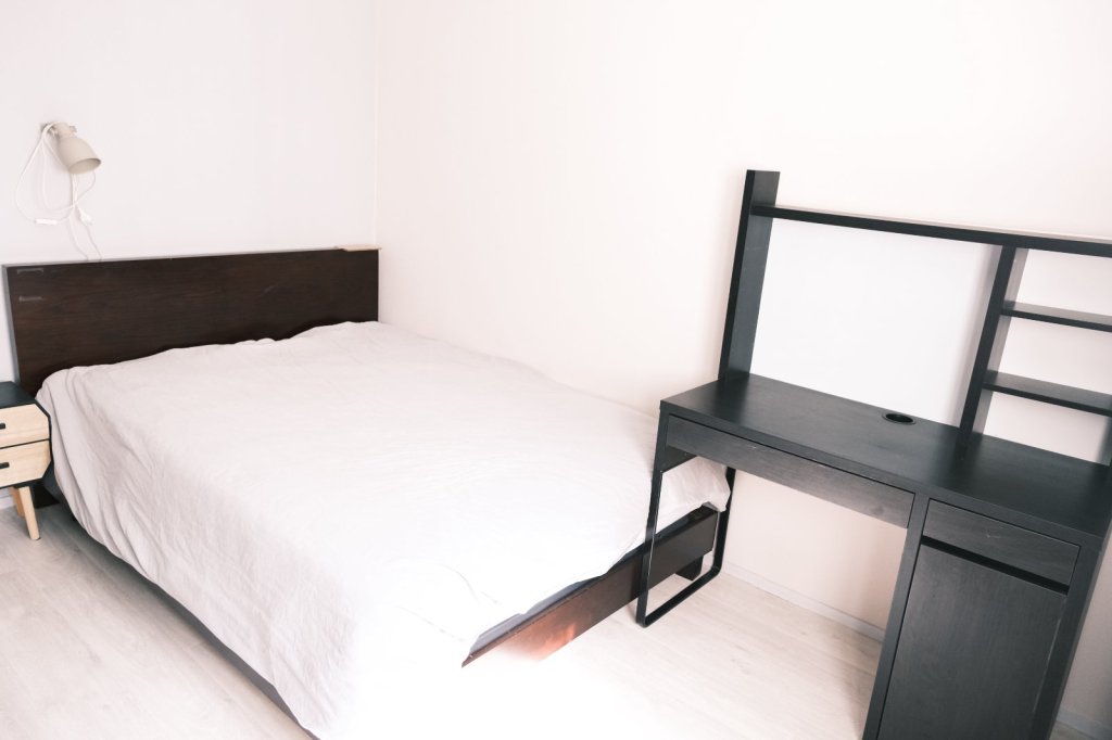 Appartement T2 meublé au 1er étage dans résidence sécurisée avec place de parking