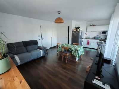 Appartement type 2 avec terrasse et 2 places de parking