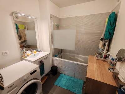 Appartement type 2 avec terrasse et 2 places de parking