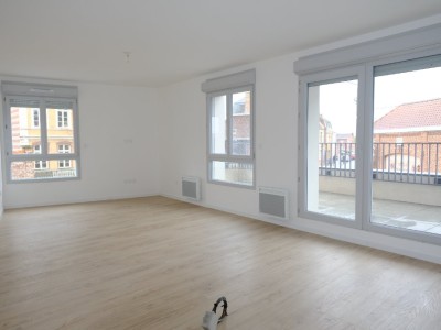 Appartement T3 avec terrasse et carport A VENDRE - EMMERIN - 70.82 m2 - 260 000 €