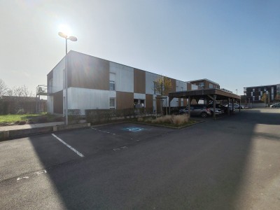 Appartement type 3, balcon, 2 places de parking. vendu lou�