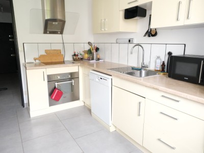 Appartement type 3 au 1er tage d une jolie coproprit scurise au cur d un parc arbor