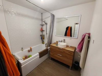 LIILE FAUBOURG D ARRAS: Appartement de 2020, 3 chambres avec terrasse