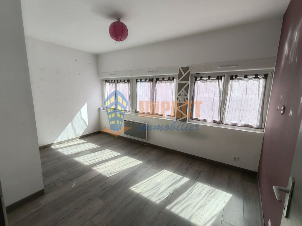 Immeuble de rapport 2 lots à Templemars centre – 219 000 €