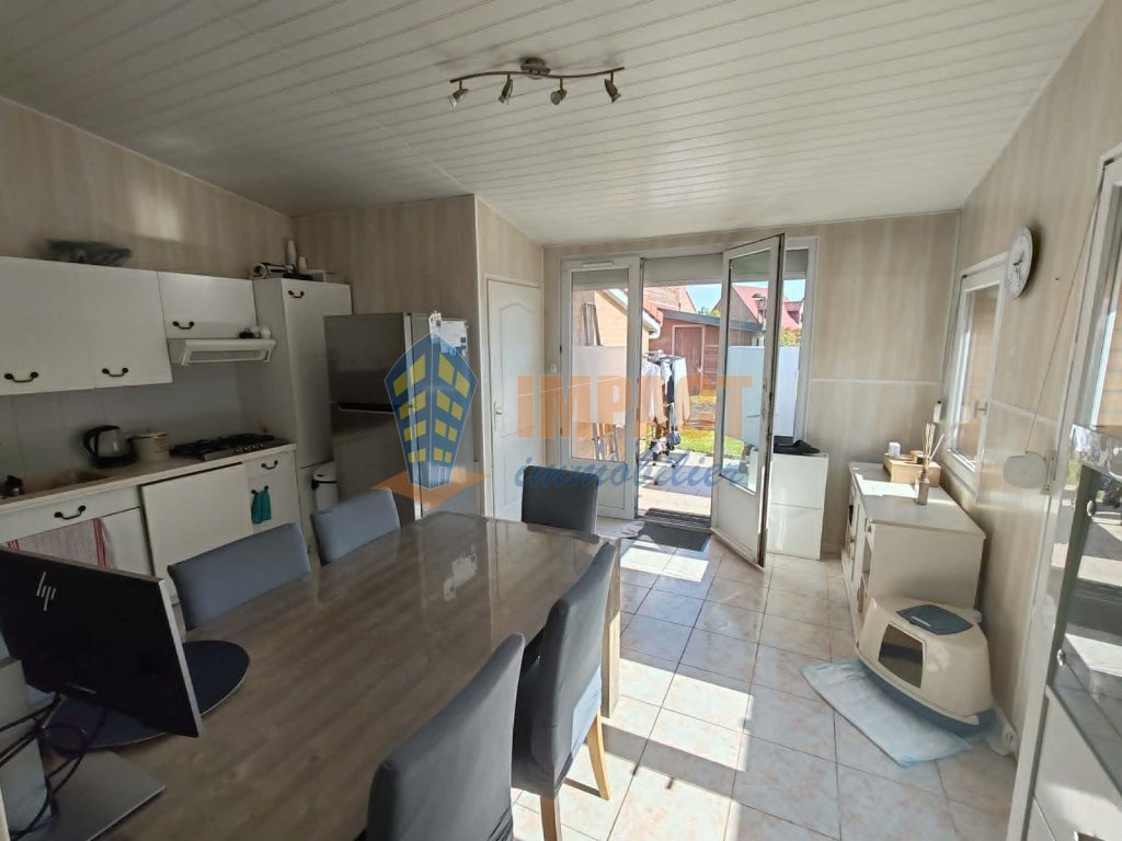 Maison de village, 2 chambres, jardin plein sud, garage vélo/moto