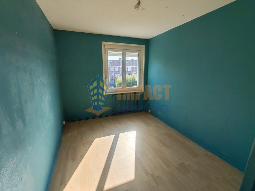 FACHES MAIRIE: maison b�tir de 1955, 4 chambres, jardin et garage, cave