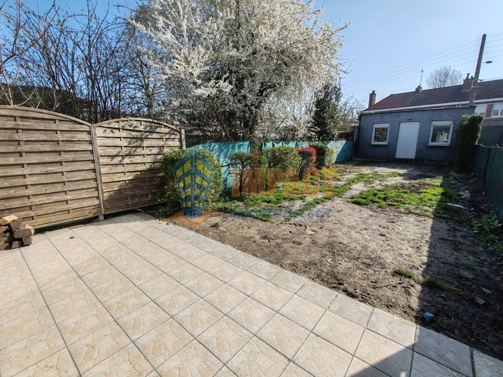 FACHES MAIRIE: maison b�tir de 1955, 4 chambres, jardin et garage, cave