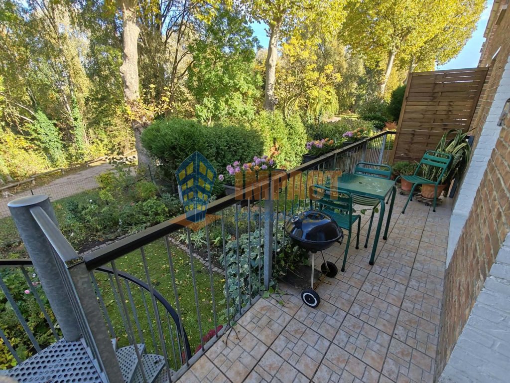 Centre ville, maison 3 chambres, jardin, garage, parking, buanderie