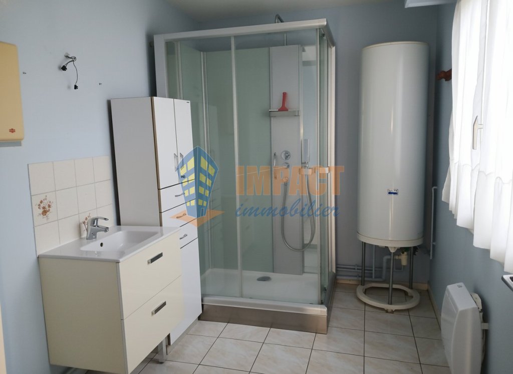 Maison de ville � vendre Templemars � 95m� avec cachet et ext�rieur au calme