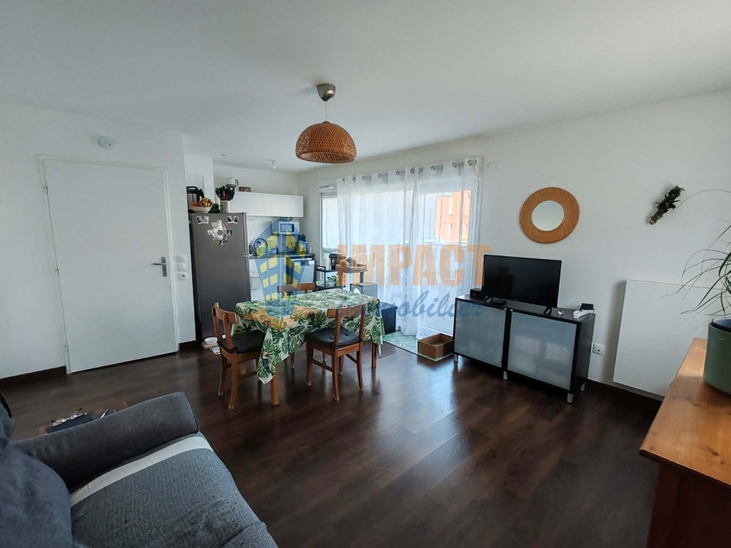 Appartement type 2 avec terrasse et 2 places de parking