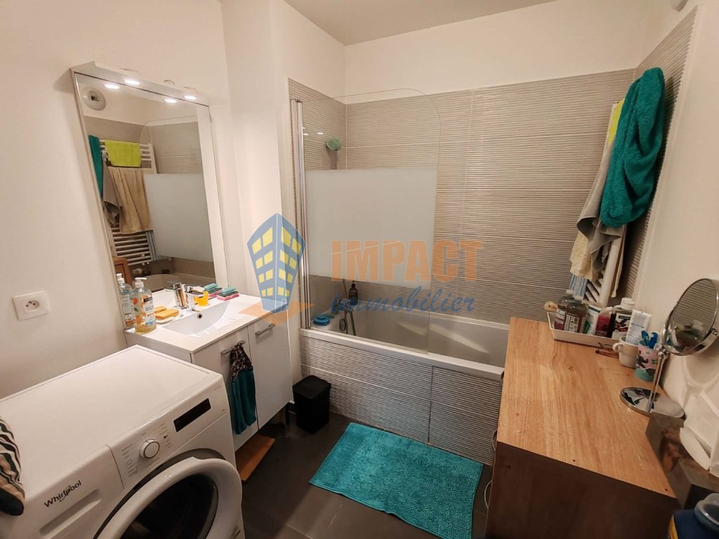 Appartement type 2 avec terrasse et 2 places de parking