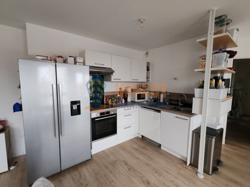 Appartement T3 en centre village vendu lou