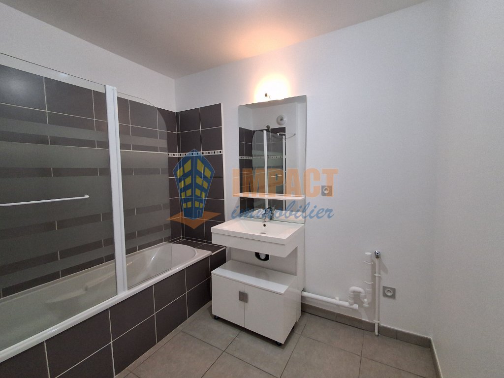 APPARTEMENT T3 A VENDRE - LOOS - 64 m2 - 192 000 &euro;