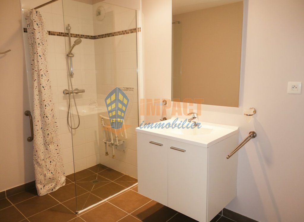 Appartement T3 66,8m avec parking  Rsidence rcente Templemars centre