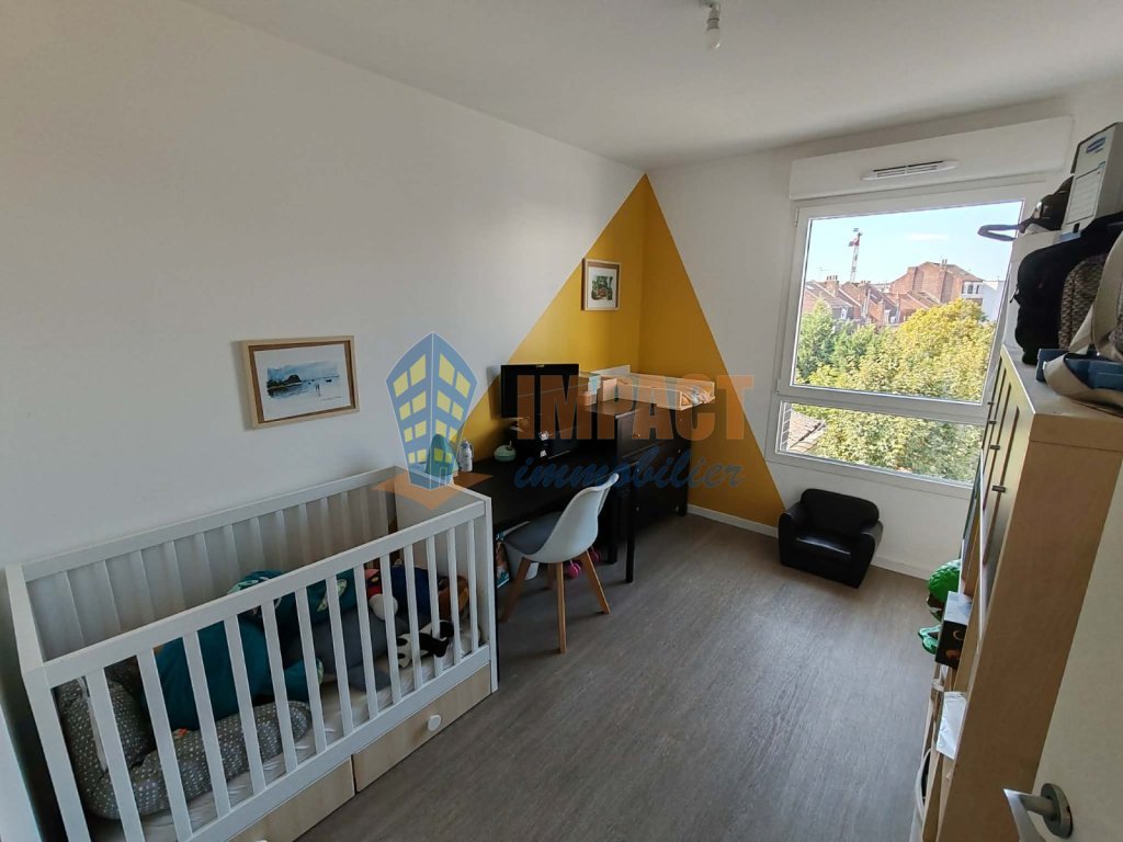 LIILE FAUBOURG D ARRAS: Appartement de 2020, 3 chambres avec terrasse