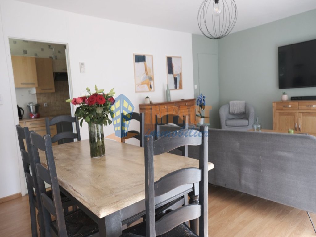 Appartement Type 4 avec garage dans une rsidence scurise  Loos
